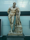 Statua Ercole Farnese