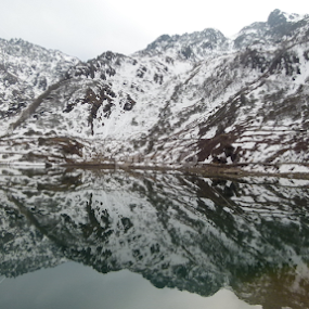symmetry  by Ravjeet Singh - Landscapes Waterscapes