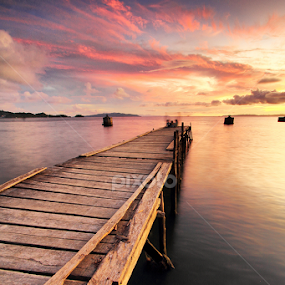 Menantikan Sunset di ujung dermaga by Jimmy Papia - Buildings & Architecture Bridges & Suspended Structures