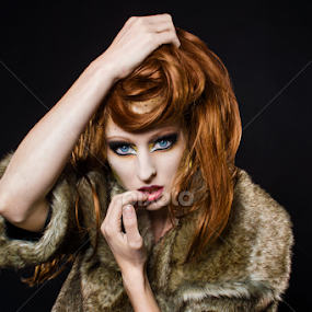 Laura New Myers by Kerri Jean - People Portraits of Women