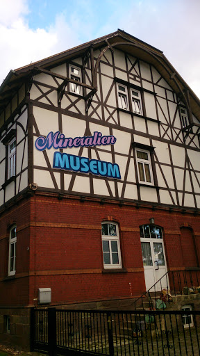 Mineralien Museum