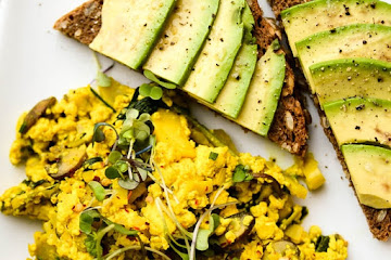 Springtime Tofu Scramble