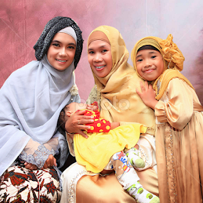 The Beauty by Syf Talkie - People Family
