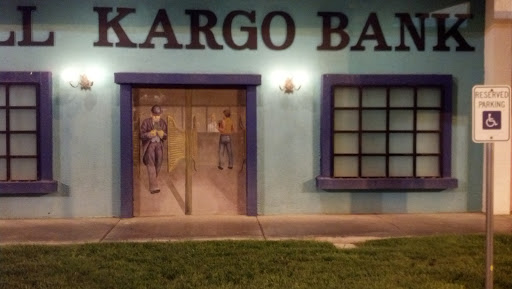 Kargo Bank Art