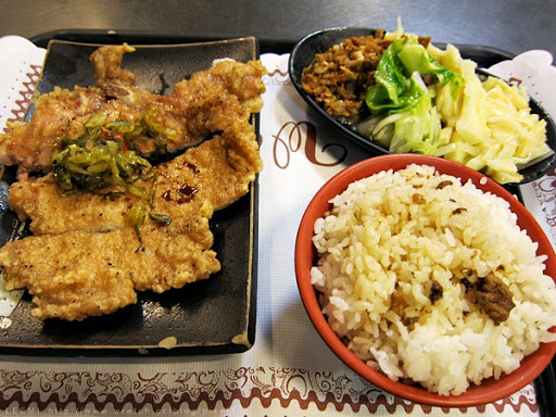 金園排骨‧懷舊風味和回不去的價格-桃園