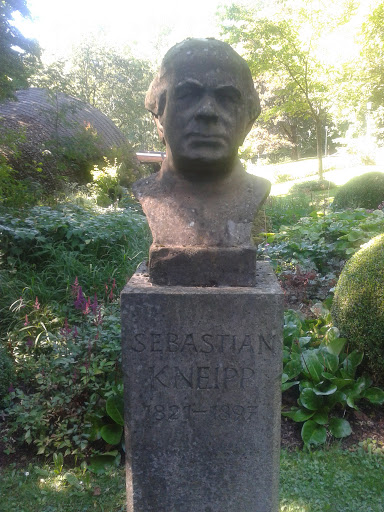 Sebastian Kneipp Denkmal