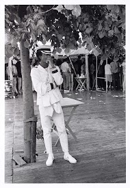 Bezoeker van het Bakadjari Festival