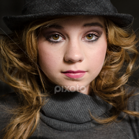 Taylor by Bokeh Phototography - People Portraits of Women