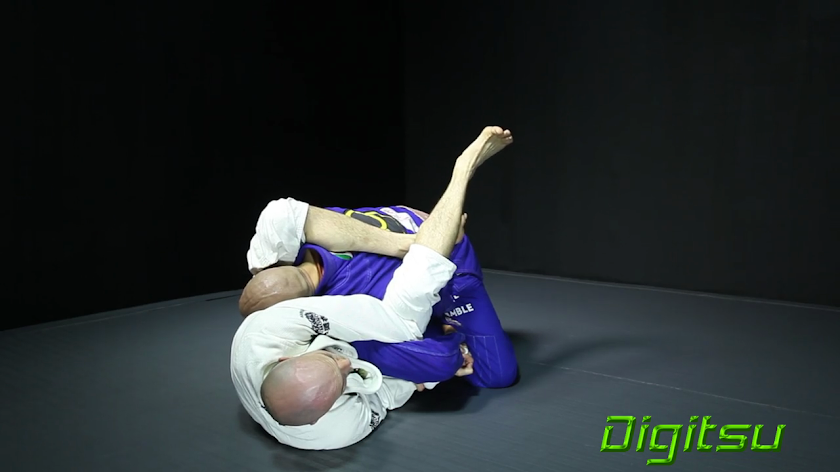 Black Magic Closed Guard Screen 2