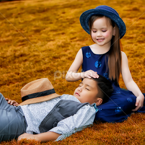 Growing together by JD Pascual - Babies & Children Child Portraits