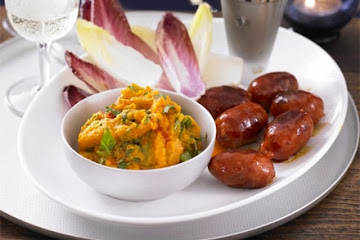 Sweet potato dip with chorizo & chicory dippers
