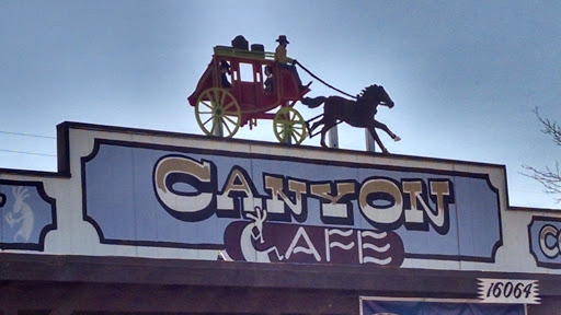 Canyon Café Stagecoach Art