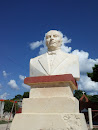Busto A Benito Juárez