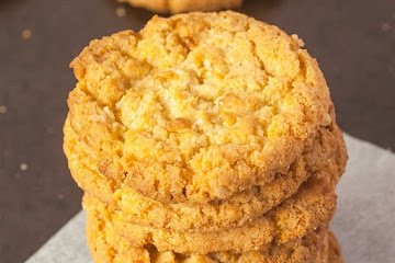 Sugar Free Anzac Biscuits