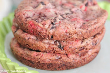 Candy Cane Oreo Chocolate Chunk Cookies