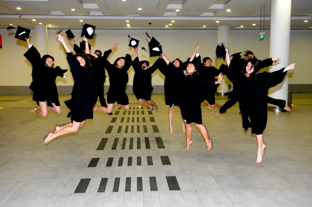 [Caderas Grad-95[4].jpg]