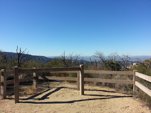 Overlook At End of Trail