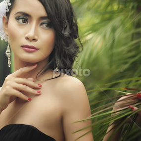 by Rahmat Sugee - People Portraits of Women