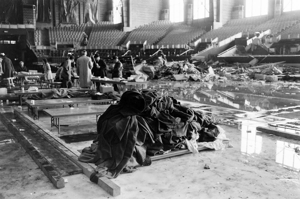 Indianapolis Coliseum Explosion - Francis Miller — Google Arts & Culture