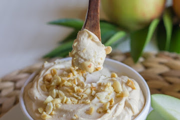 Greek Yogurt Peanut Butter Dip