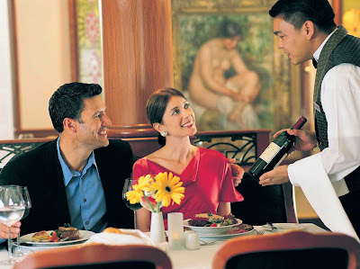  Evocative of small eateries in France, Le Bistro offers an elegant dining experience with crisp white linens, an intimate atmosphere and attentive service. (This shot was taken on Norwegian Dawn.) 