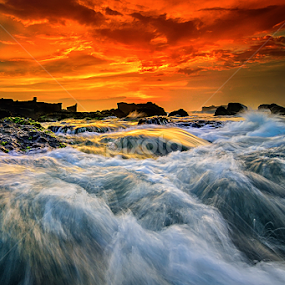 rush by Raung Binaia - Landscapes Waterscapes