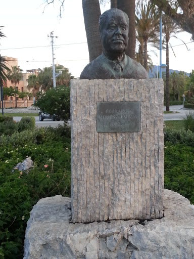 Busto Fernando Moreno