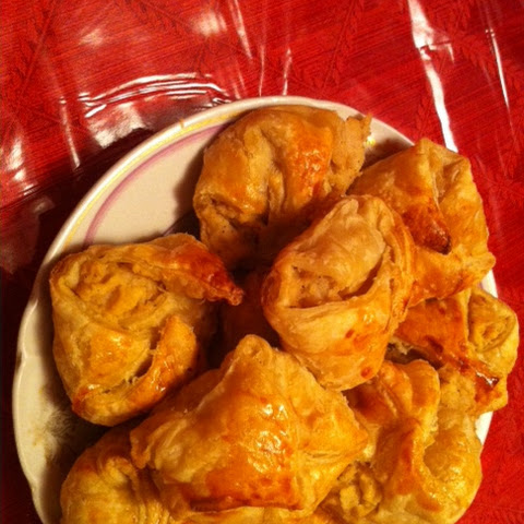 and Cheese Wellingtons Caramelized individual Individual danish recipe Bleu  Onions  apple  Beef with