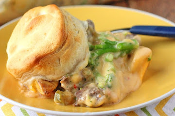 Cheesy Steak and Potato Casserole