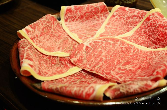 《民生》湯廚涮涮屋 – 家人聚餐好地，美味蔬果湯底一級棒!