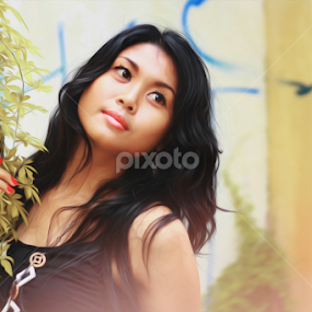 Glare by Bli Cahaya - People Portraits of Women