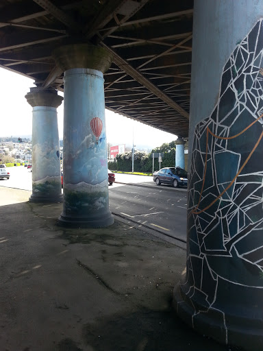 Underpass Pillar Art
