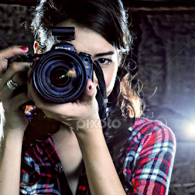 Nikonista by Slice Kawaharasaki - People Portraits of Women