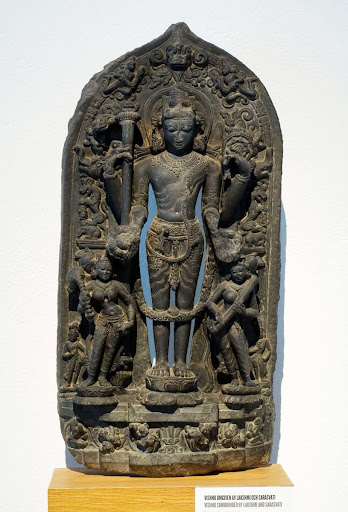 Hindu sculpture, black basalt