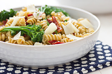 Rotini with Broccolini and Sun-Dried Tomatoes