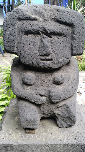 Idolo De Piedra