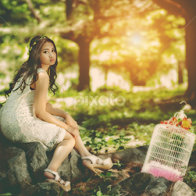 by Fikri Arief Utama - People Fashion