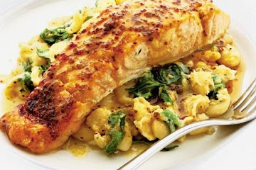 Sizzling salmon with bean mash