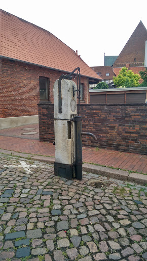 Historische Pumpe