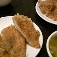 東一排骨總店