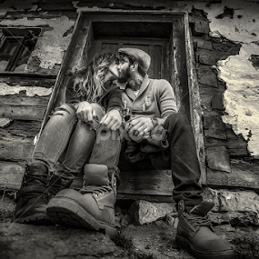 Just a kiss by Andrei Grososiu - People Couples