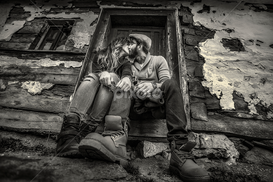 Just a kiss by Andrei Grososiu - People Couples