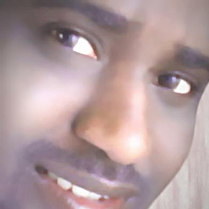 الشاعرأحمد العلوي 1.3