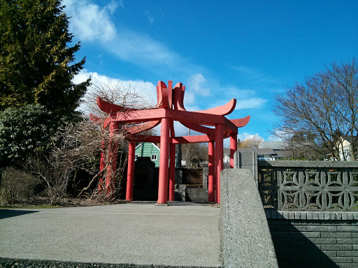 Garden Memorial to Chinese Pioneers