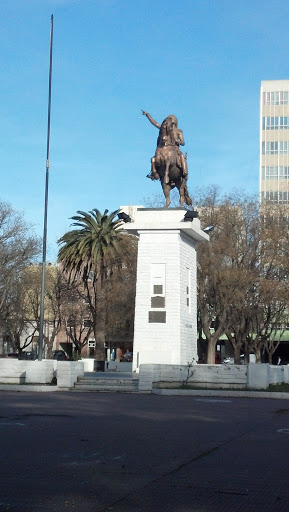 Monumento Al General San Martín