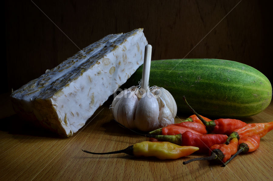 Tempe Penyet Sambel Bawang by Gigih Ardiantoro - Food & Drink Ingredients