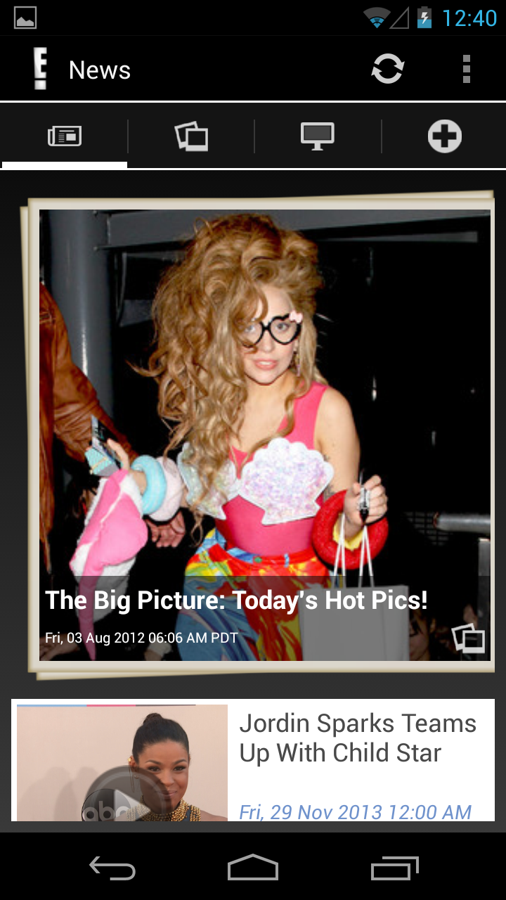 E! Online International Screen 1