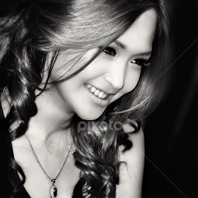 by Dian Mao - People Portraits of Women