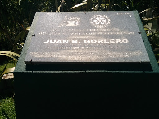 Placa Homenaje A Juan B. Gorlero