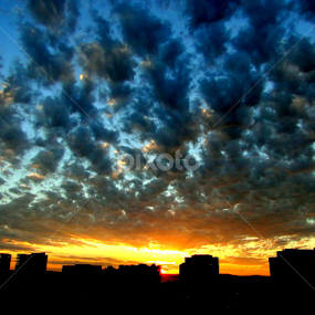 Interessante  formação das  nuvens! by Lígia Halmenschlager - Landscapes Cloud Formations